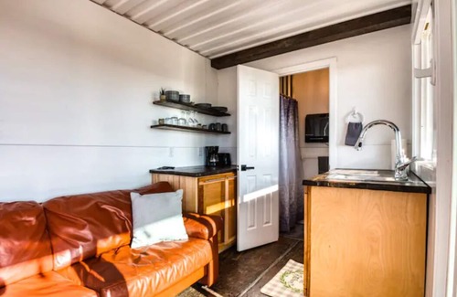 Monument Cottage | Modern Container Tiny Home Private Hot Tub