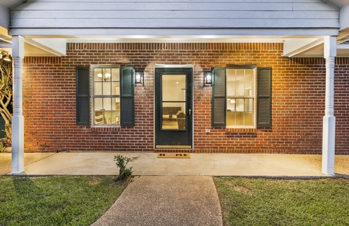 Starkville House | Modern | Country | Elegance