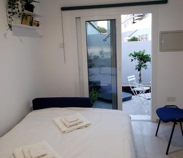 Limassol Apartment | Modern & Cozy Studio w/Backyard Near City Center