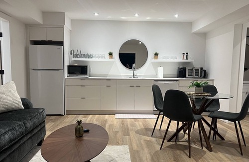 Youbou Apartment | Modern cozy suite over looking the Lake in beautiful Lake Cowichan BC