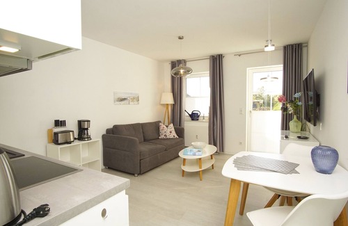 Gross Zicker Apartment | Modern vacation apartment with private terrace - Haus Inselwind FeWo MEERstille