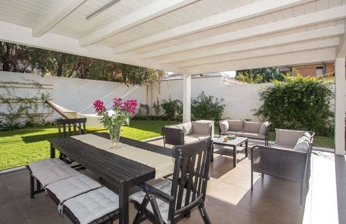 Mondello Villa | Modern detached villa near the beach of Mondello