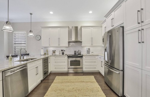 Naples House | MODERN ELEGANT LUXURY HOME - Airy, uncluttered, clean & peaceful