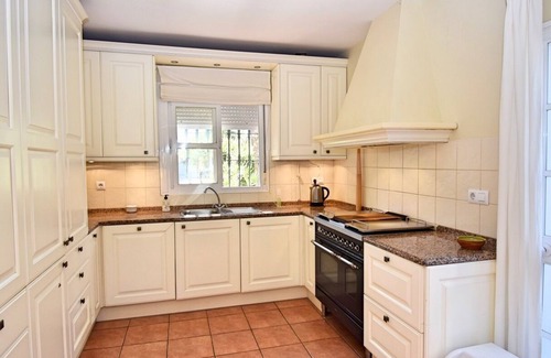 Poblado de Sancti Petri Villa | Modern Villa with pool 200m far from the beach