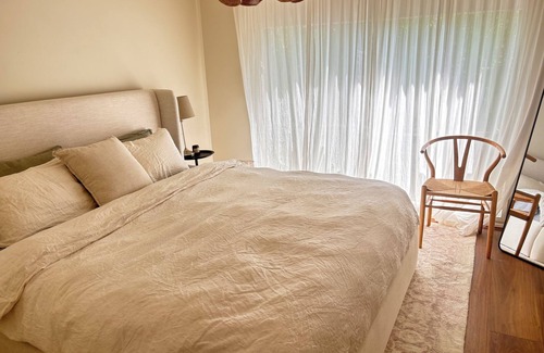 Lyneham House | Modern family townhouse in central Canberra location.