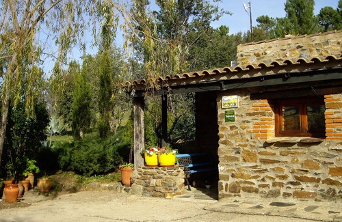 La Acena de la Borrega House | Modern Farmhouse in Valencia de Alcántara with Pool
