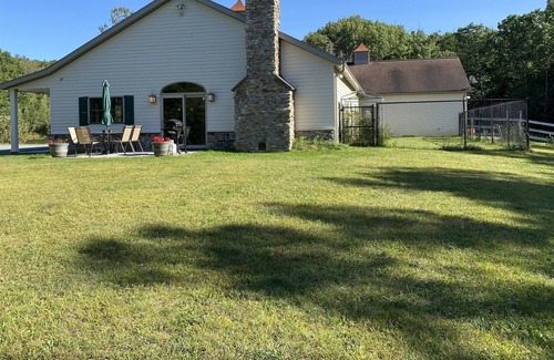 Town of Schodack House | Modern Farm Home☀️2 hrs from NYC🌲Peaceful Oasis⚡️WIFI✔️Work remotely✨Clean