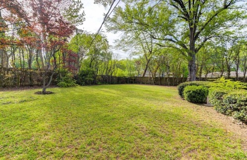 East Memphis House | Modern Fully Reno Home in E-Mem