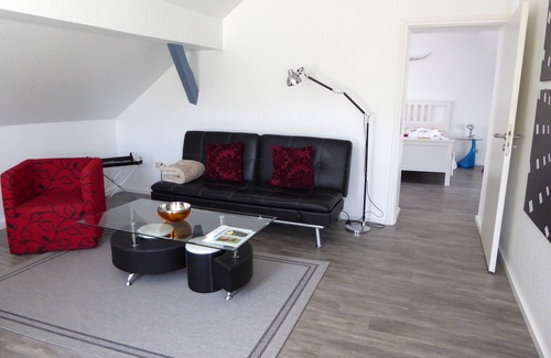 Damnatz Apartment | Modern furnished apartment right on the Elberadweg