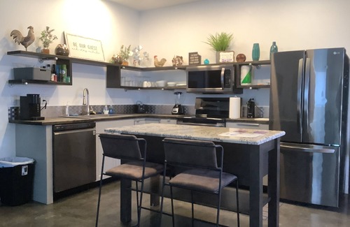 Rapid City Apartment | Modern Guest Suite King bed, close to interstate, shopping & restaurants