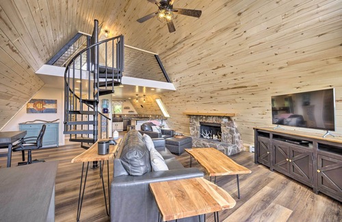 Guffey Cabin | Modern Guffey A-Frame Cabin: Grill, 38 Acres!