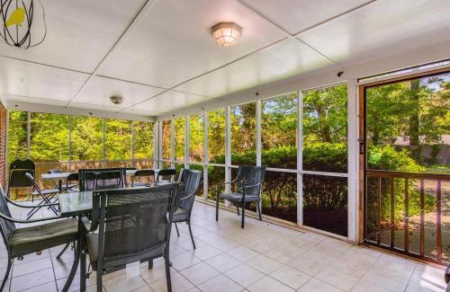 Mountain Brooke House | Modern Hideaway Sleeps 14 Backyard & WiFi