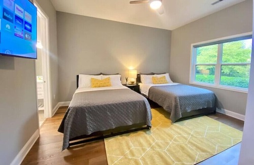 Indianapolis House | Modern & Hip Home, mins from the heart of DT Indy!