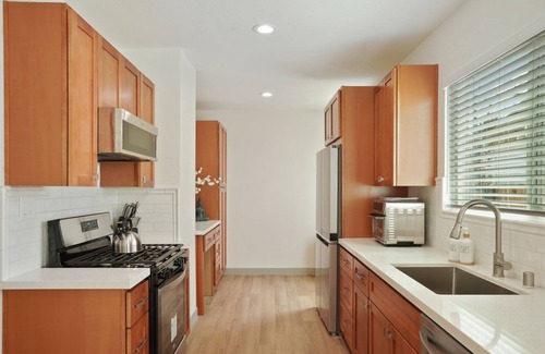 Stockton House | Modern Home for Travel Professional