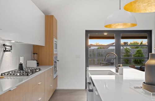 Coronado House | Modern home · ModernHome|Luxury|Kingbed|Heated Pool|Phoenix