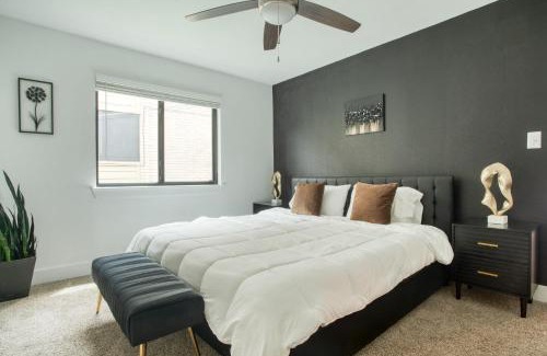 South River City House | Modern Home w Shared Pool Yard Prime Location Fairlawn Lane B by AvantStay