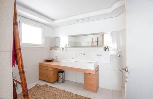 Pydna Apartment | Modern House Ancient Pydna