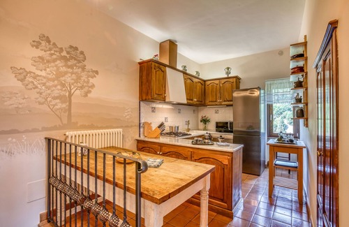 Orvieto Villa | Modern House Tucked into Medieval Walled Village. Welcome Dinner Included.