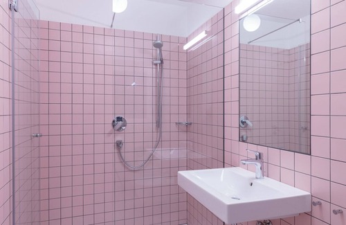 Valdaora di Mezzo Apartment | Modern "Hus Apartment - Nr. 4" with Balcony, Garden & Wi-Fi