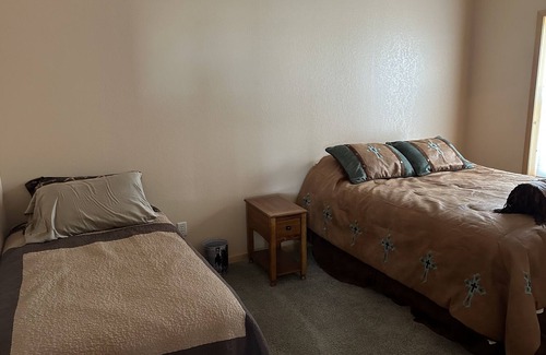 Gove County Cabin | Modern Lodge in quiet, country setting. Family, outdoorsman, and pet-friendly.