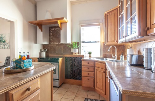 Independence Apartment | Modern Loft on the Historic Independence Square #B