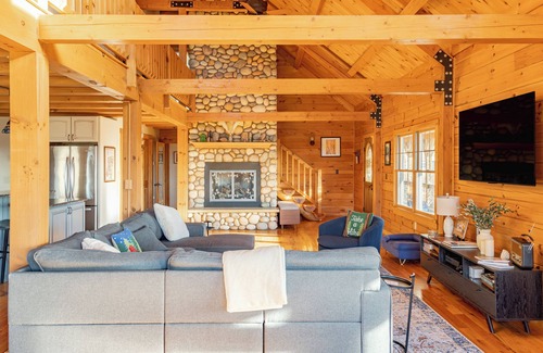 Chatham House | Modern Log Chalet - 10 acres, views, and a pond!