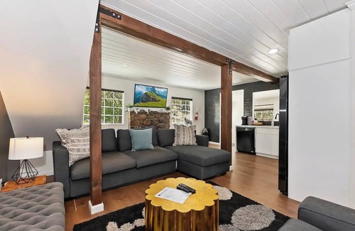 The Village Villa | Modern Luxe Village Villa with Game Room & Hot Tub