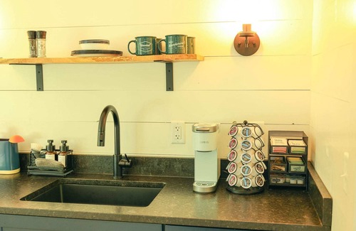 Freeport Cabin | Modern, Luxurious Cabin in the Woods - 03