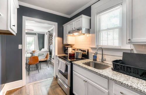 Washington Park House | Modern luxurious home minutes from ATL downtown