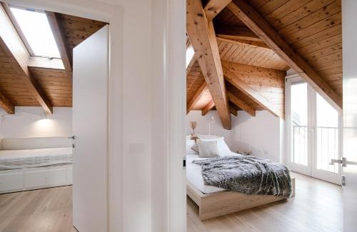 Como Apartment | Modern Luxury Attic - byMyHomeInComo