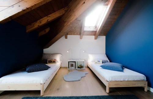 Como Apartment | Modern Luxury Attic - byMyHomeInComo