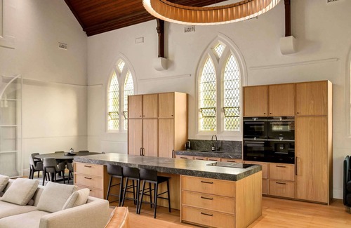 Springdallah Apartment | Modern luxury in Dallah Chapel