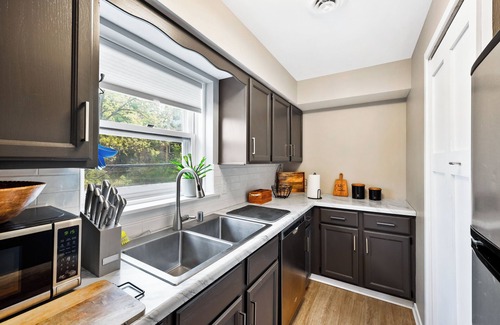 Regent Condo | Modern Madison Townhouse Condo with Two Private Parking Spots!