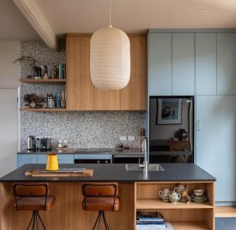 Dunedin House | Modern Mid-Century Retreat