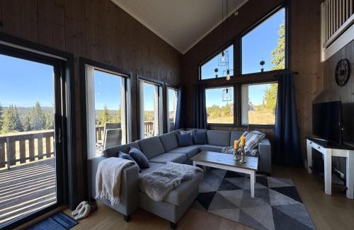 Nord-Aurdal House | Modern mountain cabin in Tisleidalen, Golsfjellet