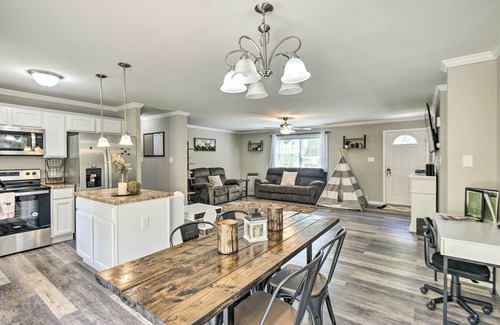 Meadows House | Modern Northfield Family Cabin w/Hot Tub!