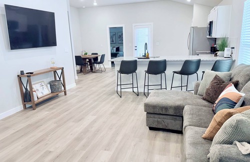 Lubbock House | Modern Oasis in Lubbock - Perfect for Families, minutes from Texas Tech