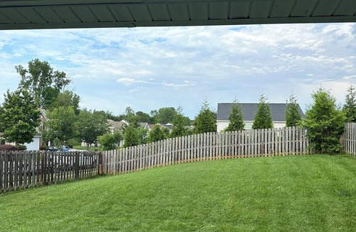 Dixie - Berryhill House | Modern Oasis! Near Airport With Tons Of Shopping!