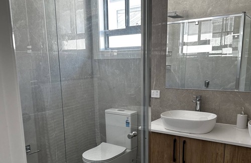 Enfield House | Modern Party Mansion Near Adelaide CBD