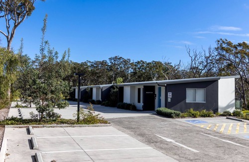 Callala Beach Apartment | Modern Queen Studio - 6 Min Walk to Beach