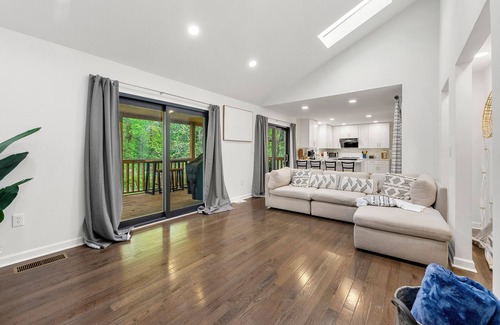Gainesville House | Modern Rancher on Lake Lanier in Gainesville