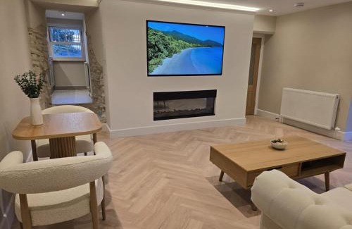 Ciliau-Aeron Apartment | Modern Retreat near Aberaeron - Luxe 1 bed Escape