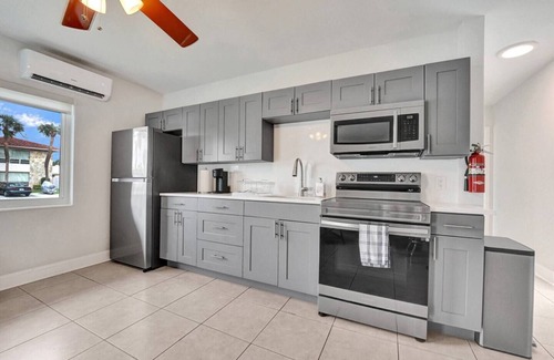 Lighthouse Point Apartment | Modern Retreat in Lighthouse Point!