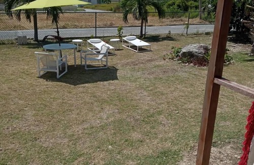 Fortescue Apartment | Modern retreat with gorgeous Atlantic Ocean views, 4min to beach