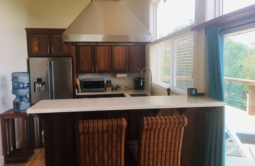 San Ignacio House | Modern San Ignacio House With Wifi, A/C and Cable TV