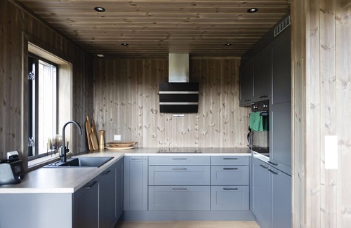 Nord-Aurdal Villa | Modern ski-in/ski-out cabin in Norway – all included for your mountain getaway