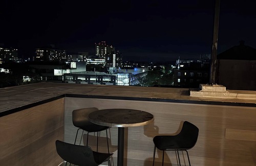 Dwight Apartment | Modern & Spacious 2BR Apartment w/Gym & Parking and central AC