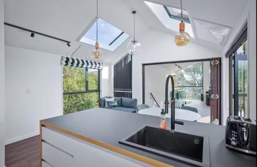 Mount Pleasant Apartment | Modern Spacious Hillside Retreat with Scenic Views