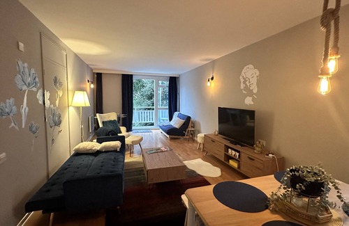 West Putney Apartment | Modern, spacious & luxurious sunny flat in London