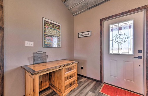 Morgan Mill House | Modern Stephenville Farmhouse 8 Mi to Dtwn!